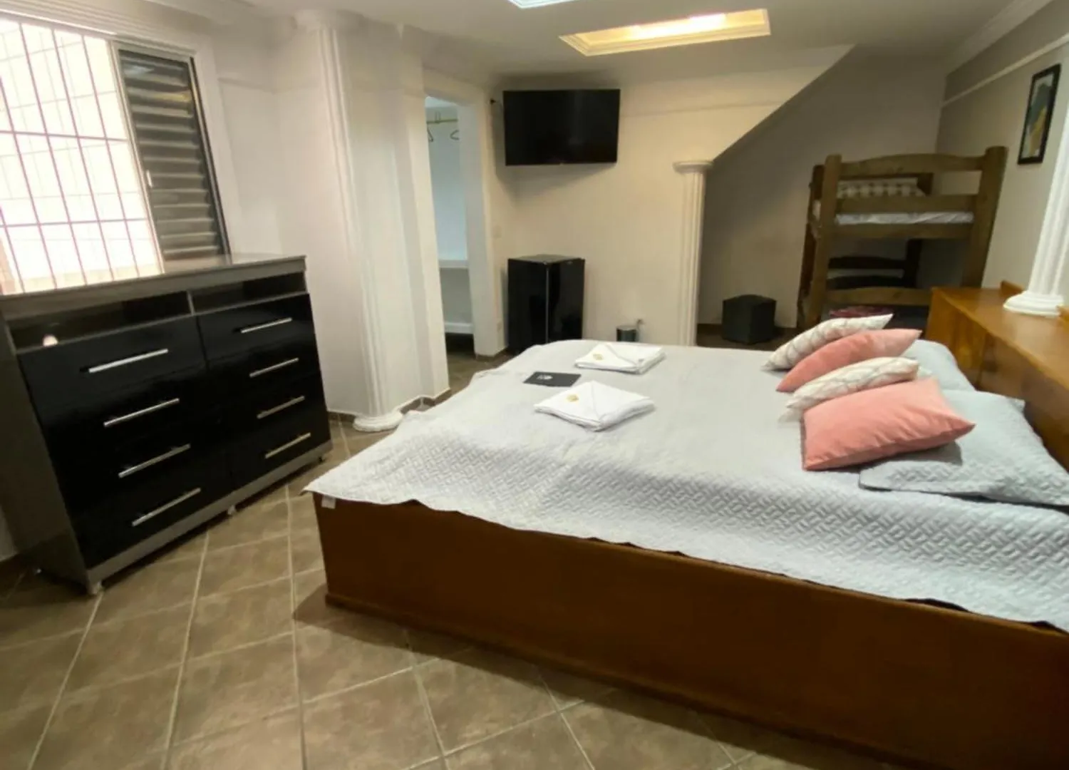 Hostel Anprado # Γκουαρούλιος 0*,  Βραζιλία